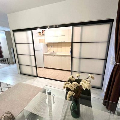 Rental of an excellent 1-room apartment with balcony, Sector 6, Bucharest, Romania